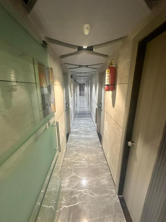 Hotel Asiana Sky Motera Ahmedabad Exterior foto