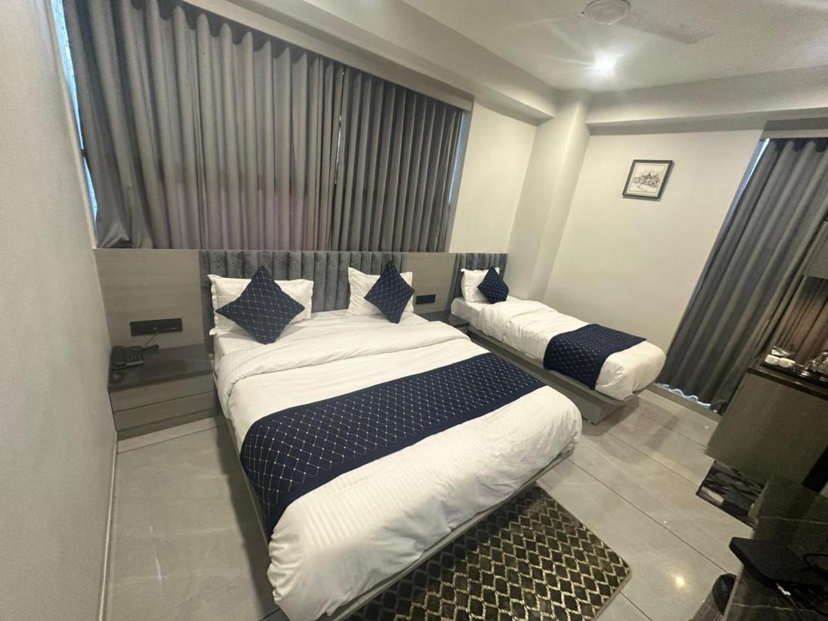 Hotel Asiana Sky Motera Ahmedabad Exterior foto