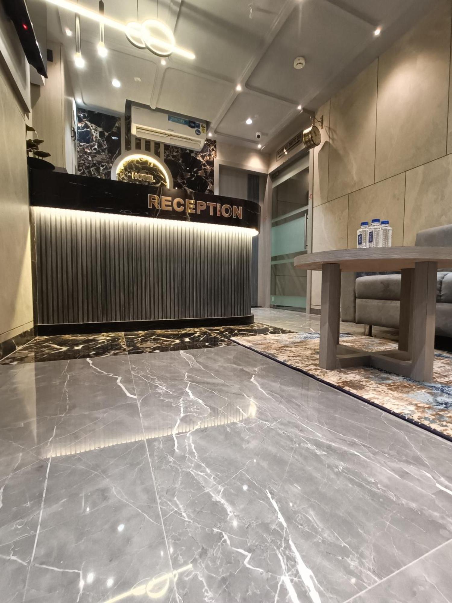 Hotel Asiana Sky Motera Ahmedabad Exterior foto
